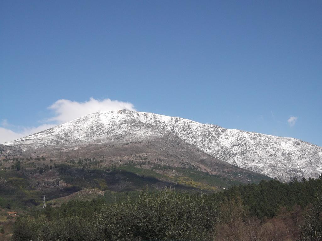 Casa Do Adro - Serra Da Estrela Cortes do Meio Exterior foto